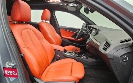 BMW 1 серия, 2021 год, 2 230 000 рублей, 5 фотография