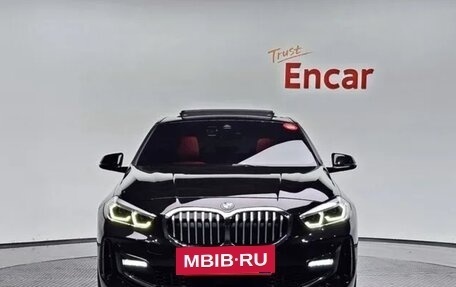 BMW 1 серия, 2021 год, 2 230 000 рублей, 3 фотография