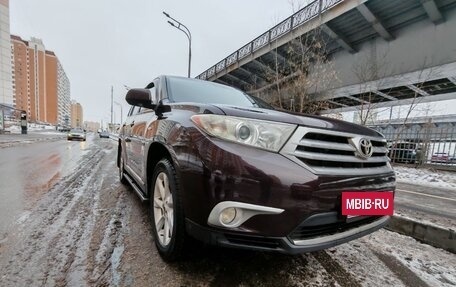 Toyota Highlander III, 2011 год, 2 250 000 рублей, 7 фотография