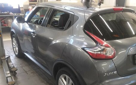 Nissan Juke II, 2010 год, 1 050 000 рублей, 4 фотография