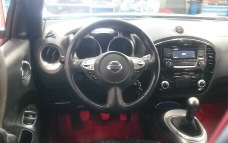 Nissan Juke II, 2010 год, 1 050 000 рублей, 5 фотография