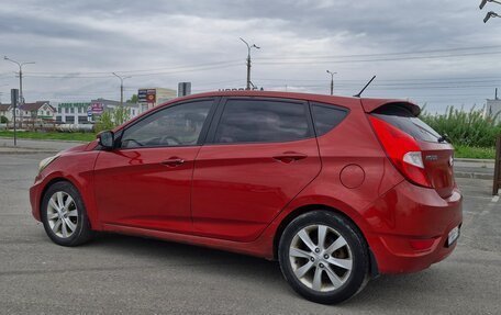 Hyundai Solaris II рестайлинг, 2011 год, 659 000 рублей, 4 фотография