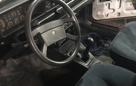 Lancia Prisma, 1988 год, 1 000 000 рублей, 10 фотография