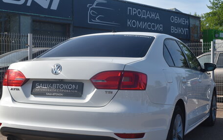 Volkswagen Jetta VI, 2012 год, 950 000 рублей, 5 фотография
