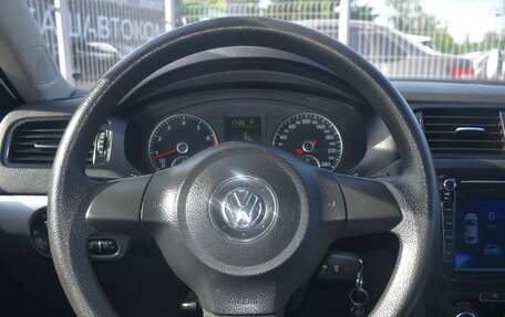 Volkswagen Jetta VI, 2012 год, 950 000 рублей, 12 фотография