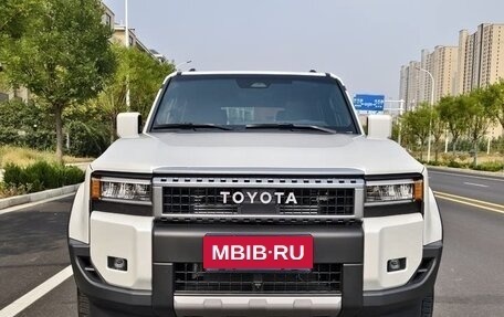 Toyota Land Cruiser Prado, 2025 год, 8 940 000 рублей, 2 фотография