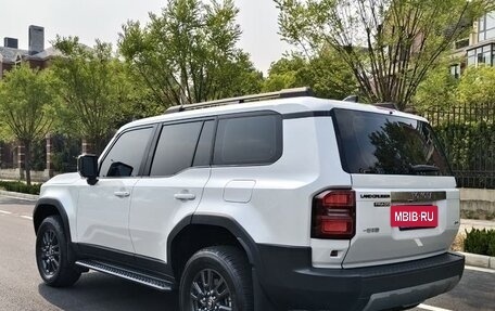 Toyota Land Cruiser Prado, 2025 год, 8 940 000 рублей, 7 фотография