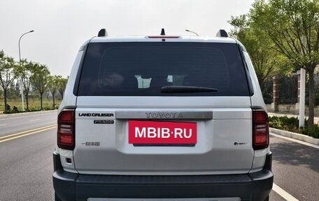 Toyota Land Cruiser Prado, 2025 год, 8 940 000 рублей, 6 фотография