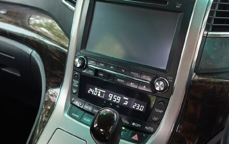 Toyota Vellfire I, 2013 год, 2 150 000 рублей, 14 фотография