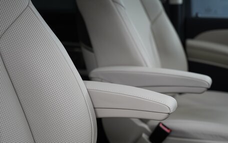 Mercedes-Benz V-Класс, 2025 год, 16 500 000 рублей, 23 фотография