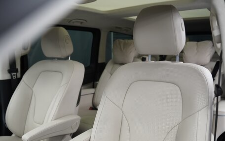 Mercedes-Benz V-Класс, 2025 год, 16 500 000 рублей, 25 фотография