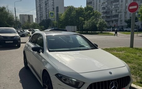 Mercedes-Benz A-Класс, 2018 год, 2 100 000 рублей, 6 фотография