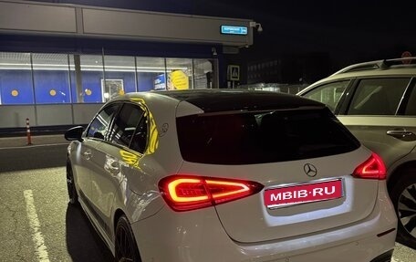 Mercedes-Benz A-Класс, 2018 год, 2 100 000 рублей, 2 фотография