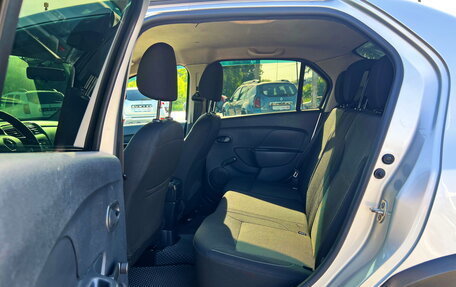 Renault Logan II, 2019 год, 1 090 000 рублей, 14 фотография