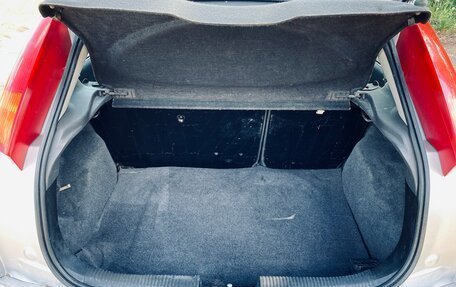 Ford Focus IV, 2004 год, 319 000 рублей, 16 фотография