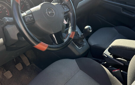 Opel Zafira B, 2011 год, 750 000 рублей, 3 фотография