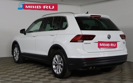 Volkswagen Tiguan II, 2017 год, 2 129 990 рублей, 7 фотография