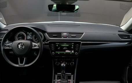 Skoda Superb III рестайлинг, 2018 год, 2 600 000 рублей, 11 фотография