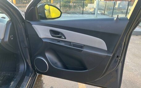 Chevrolet Cruze II, 2013 год, 1 100 000 рублей, 23 фотография