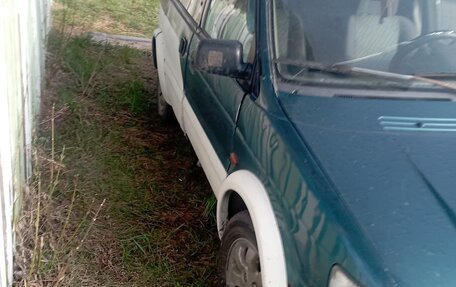 Mitsubishi Space Runner II, 1998 год, 120 000 рублей, 3 фотография