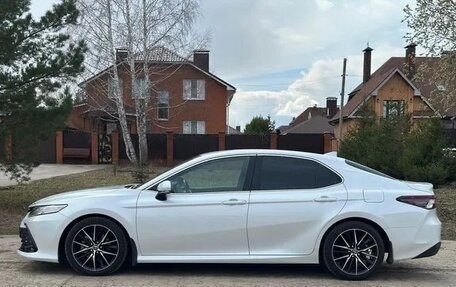 Toyota Camry, 2021 год, 2 830 000 рублей, 3 фотография