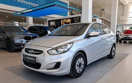 Hyundai Solaris II рестайлинг, 2014 год, 690 000 рублей, 5 фотография