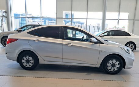 Hyundai Solaris II рестайлинг, 2014 год, 690 000 рублей, 8 фотография