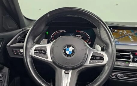 BMW 1 серия, 2021 год, 2 290 000 рублей, 20 фотография