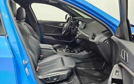 BMW 1 серия, 2021 год, 2 290 000 рублей, 15 фотография