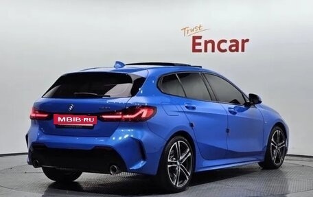 BMW 1 серия, 2021 год, 2 290 000 рублей, 2 фотография