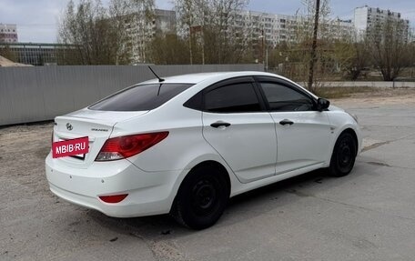 Hyundai Solaris II рестайлинг, 2012 год, 630 000 рублей, 4 фотография