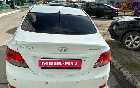 Hyundai Solaris II рестайлинг, 2012 год, 630 000 рублей, 8 фотография
