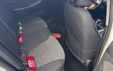 Hyundai Solaris II рестайлинг, 2012 год, 630 000 рублей, 3 фотография