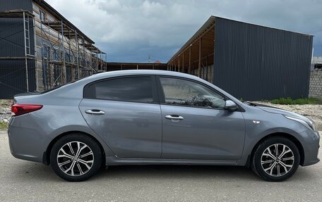 KIA Rio IV, 2017 год, 915 000 рублей, 7 фотография