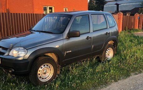 Chevrolet Niva I рестайлинг, 2018 год, 760 000 рублей, 8 фотография