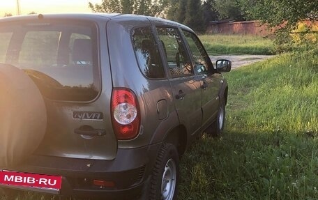Chevrolet Niva I рестайлинг, 2018 год, 760 000 рублей, 5 фотография