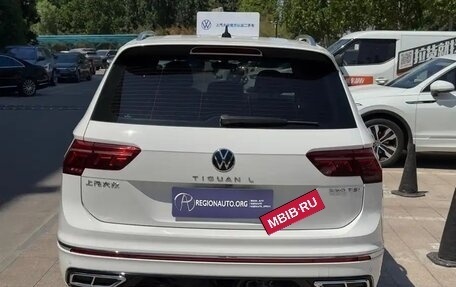 Volkswagen Tiguan II, 2022 год, 2 640 000 рублей, 7 фотография