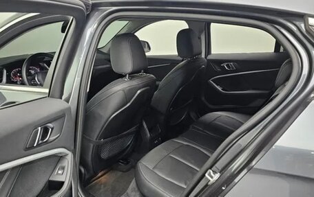 BMW 1 серия, 2021 год, 2 300 000 рублей, 17 фотография