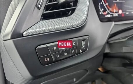 BMW 1 серия, 2021 год, 2 300 000 рублей, 18 фотография