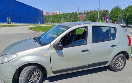 Renault Logan I, 2010 год, 362 000 рублей, 2 фотография