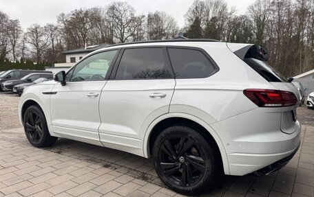 Volkswagen Touareg III, 2022 год, 6 050 000 рублей, 5 фотография
