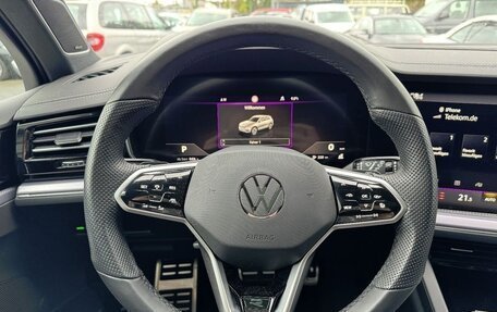 Volkswagen Touareg III, 2022 год, 6 050 000 рублей, 8 фотография