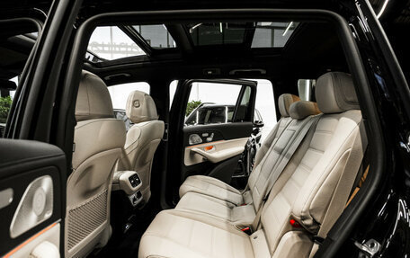 Mercedes-Benz GLS, 2024 год, 18 000 000 рублей, 10 фотография