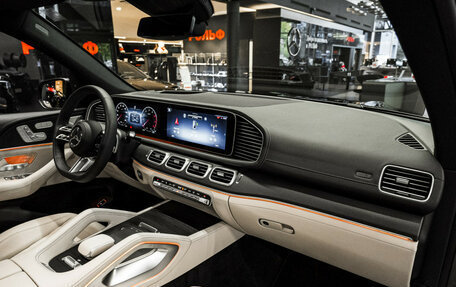 Mercedes-Benz GLS, 2024 год, 18 000 000 рублей, 13 фотография
