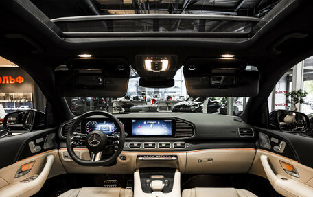 Mercedes-Benz GLS, 2024 год, 18 000 000 рублей, 12 фотография