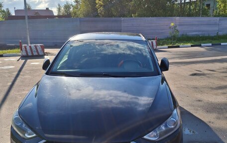 Hyundai Elantra VI рестайлинг, 2016 год, 1 400 000 рублей, 4 фотография