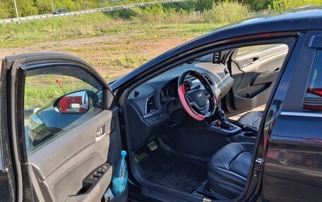 Hyundai Elantra VI рестайлинг, 2016 год, 1 400 000 рублей, 11 фотография