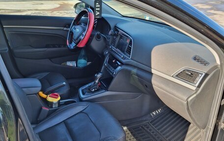 Hyundai Elantra VI рестайлинг, 2016 год, 1 400 000 рублей, 13 фотография