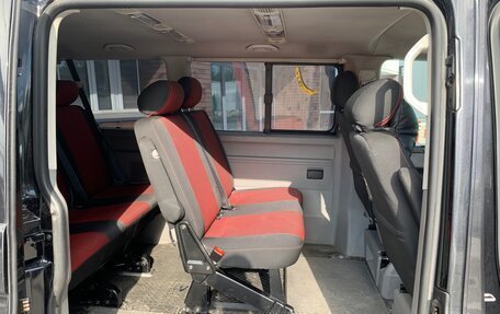 Volkswagen Caravelle T5, 2008 год, 1 550 000 рублей, 11 фотография