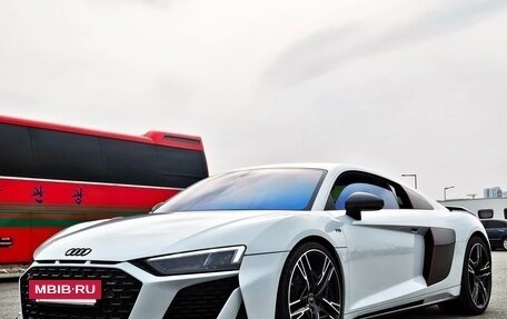 Audi R8, 2021 год, 15 550 000 рублей, 5 фотография
